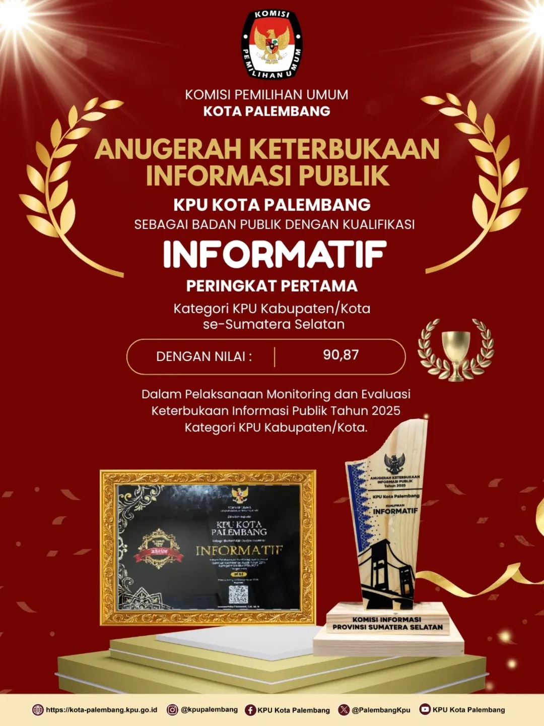 KPU Kota Palembang menerima Penghargaan dari Komisi Informasi Sumsel